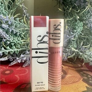 Dibs Go To Glossy Bomb. Mims. Brand New in Box